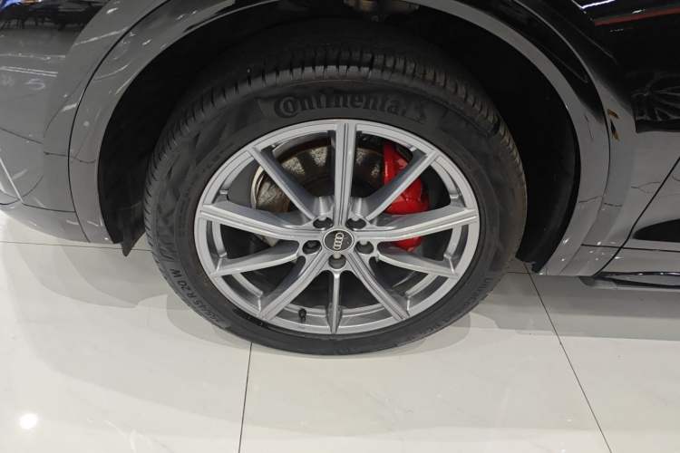 Used Audi Q5L 2022 40T Fashionable and Dynamic Model