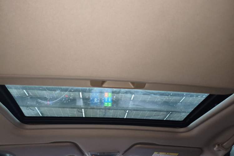 Used Baojun 310 2017 1.5L Automatic Luxury Model Headliner