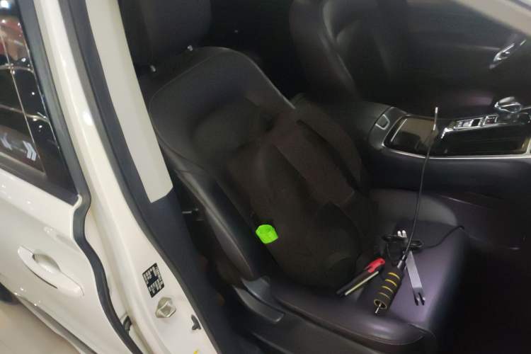 Used GAC Trumpchi M8 2021 Lingxiu Series 390T Deluxe Edition Right Front Seat