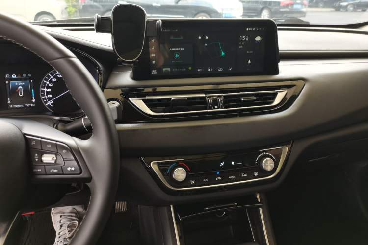 Used Changan Ruicheng CC 2022 Blue Whale Edition 1.5T DCT Elite Model