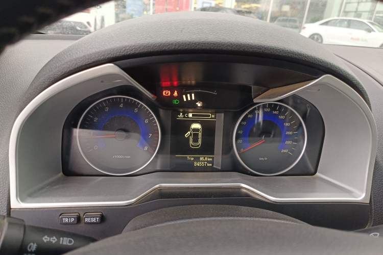 Used Geely Auto Emgrand 2014 Sedan 1.5L Manual Elite Model Instrument Cluster