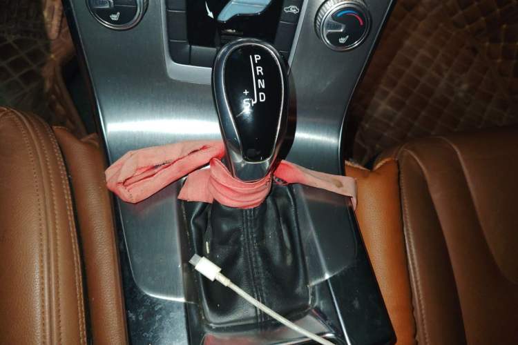 Used Volvo S60 2014 S60L 2.0T Zhiyuan Edition