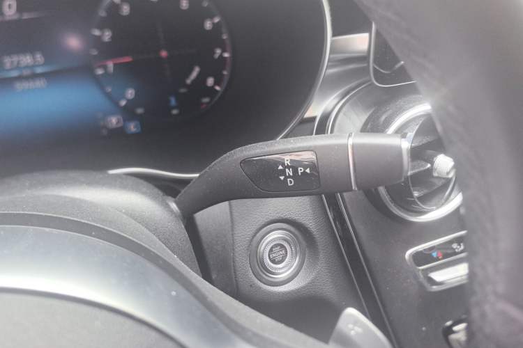 Used Mercedes-Benz C-Class 2020 C 200 L Fashion Edition Sport Version Gear Lever