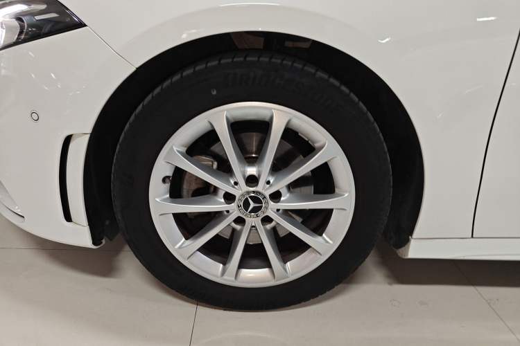 Used Mercedes-Benz A-Class 2020 A 200 L Sport Sedan Left Front Wheel Hub