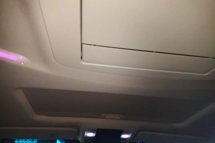 Used Toyota Vellfire 2021 Crown Dual-Engine 2.5L HV Supreme Edition