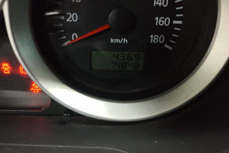 Used Foton MP-X E 2017 2.0L New Express Long Wheelbase 4Q20M Odometer Close Up