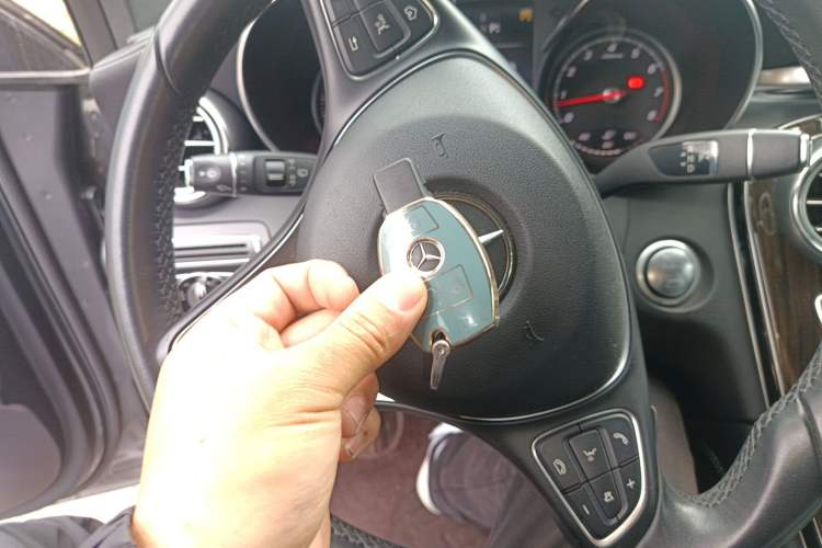 Used Mercedes-Benz GLC 2016 GLC 260 4MATIC Dynamic Edition
