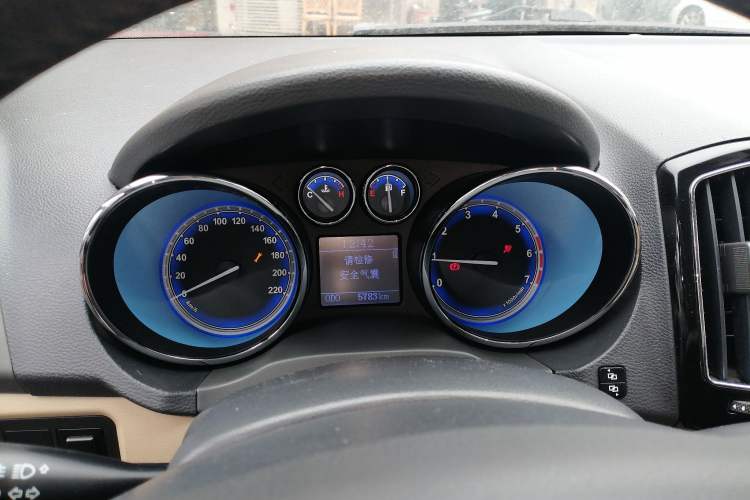 Used Chery E3 2013 1.5L Manual ZhiShang Model