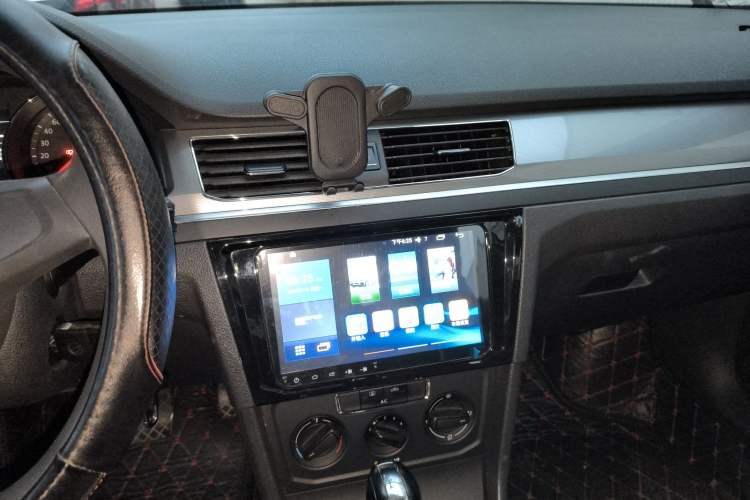 Used Volkswagen Bora 2017 1.6L Automatic Fashion Model