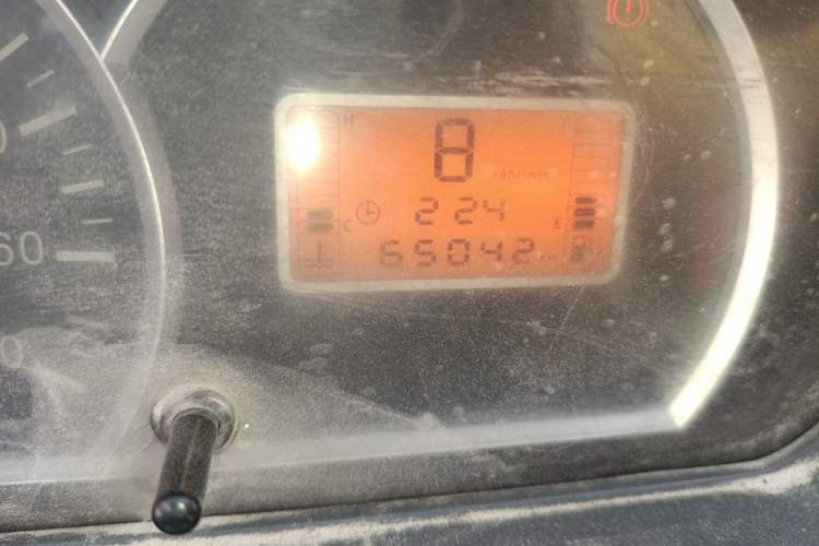 Used BAIC Weiwang 307 2014 1.2L Standard A12 Odometer Close Up