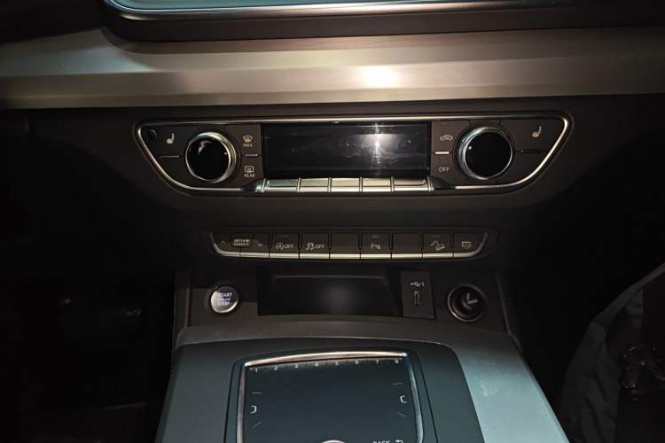 Used Audi Q5L 2020 Updated 40 TFSI Prestige Fashion Edition