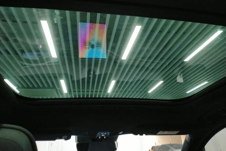 Used Nio ES7 2022 75 kWh Headliner