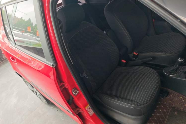 Used Skoda Fabia 2014 1.6L Automatic Sport Edition
