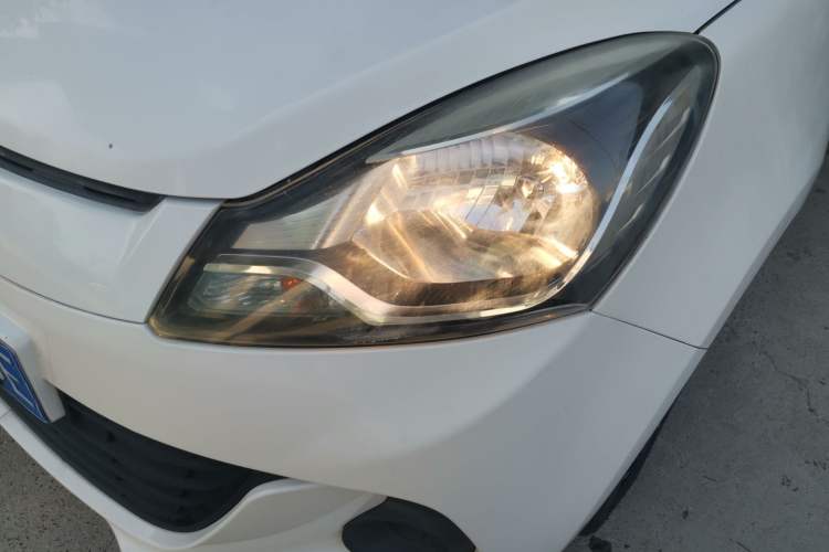 Used CHANGAN Benni 2015 1.4L Manual Luxury Model China V Standard
