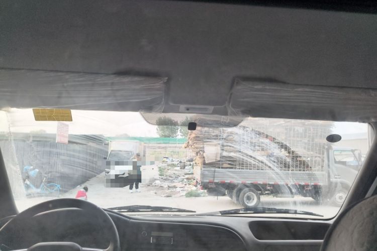 Used JMC Transit 2019 2.8T Commercial Version Short Wheelbase Mid-Roof 3-Seater China VI Standard JX493