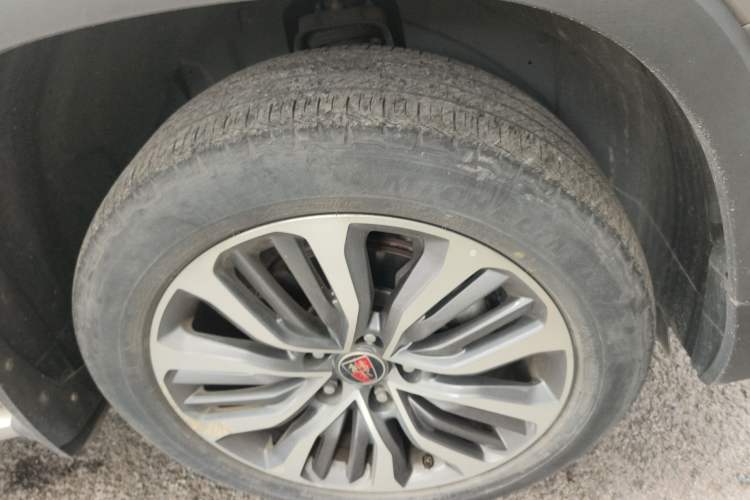 Used Roewe RX8 2018 30T Smart Connectivity All-Wheel Drive Supreme Edition