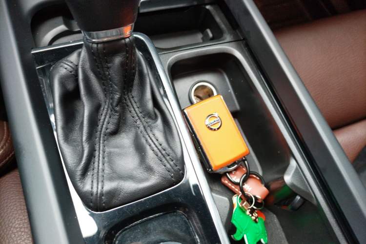 Used Volvo XC60 2021 T5 4x4 Smart Luxury Edition Vehicle Key