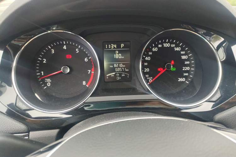 Used Volkswagen Sagitar 2017 1.6L Automatic Comfort Model
