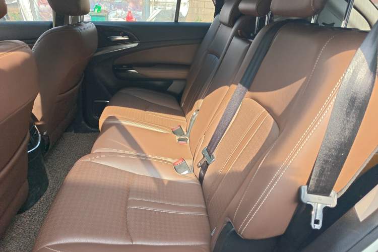 Used BYD S7 2016 2.0T Automatic Prestige Plus