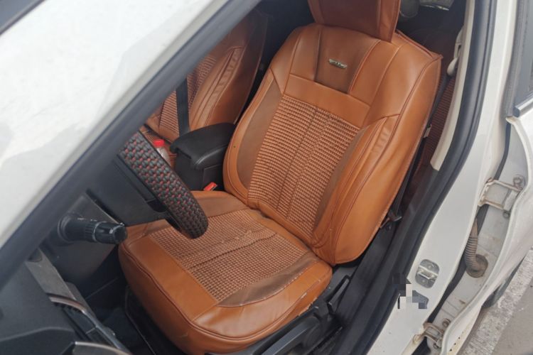 Used Haval H2 2016 Red-Label 1.5T Manual Two-Wheel Drive Luxury Model