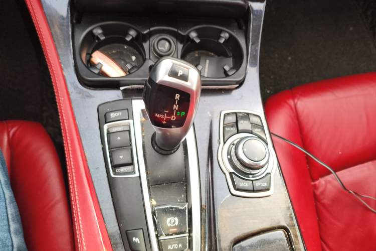 Used BMW 5 Series 2012 530Li Leading Model