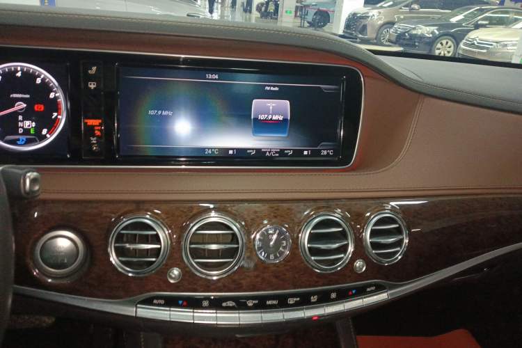 Used Mercedes-Benz S-Class 2017 S 320 L Business Model