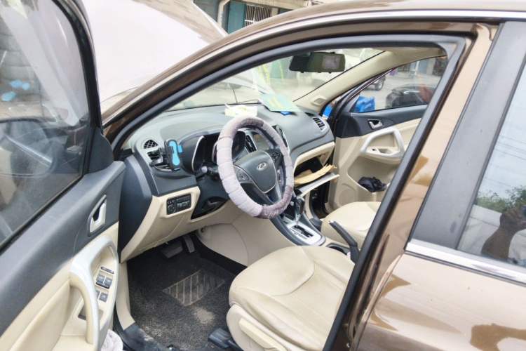 Used Chery Tiggo 5 2014 2.0L CVT Joyful Edition
