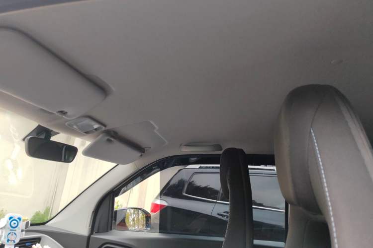 Used Wuling Hongguang MINIEV 2022 Zizai Version Lithium Iron Phosphate Headliner