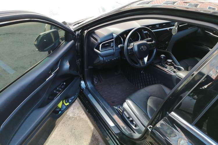 Used Toyota Camry 2019 2.5G Luxury Edition China VI Standard