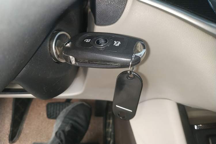 Used Buick Verano 2017 Sedan 15S Automatic Leading Model Vehicle Key