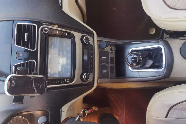 Used Geely Auto Classic Emgrand 2013 Sedan 1.5L Manual Elite Model