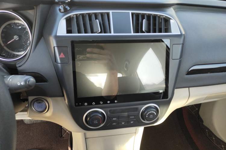 Used Dongfeng Aeolus A60 2016 1.6L DCT Luxury Edition