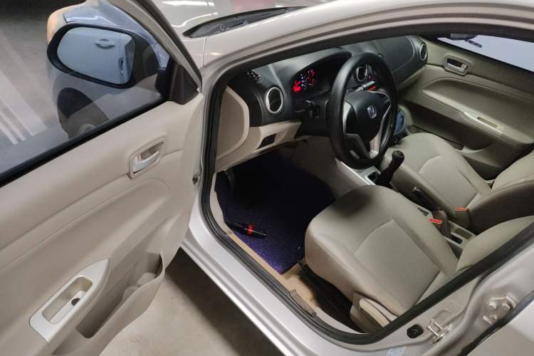 Used Changan Alsvin V3 2012 1.3L Manual Comfort Version China IV Standard