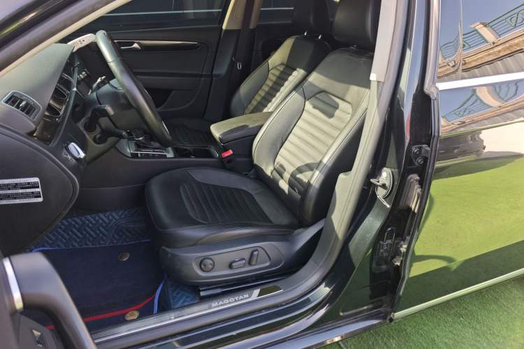 Used Volkswagen Magotan 2013 1.8TSI Luxury Model