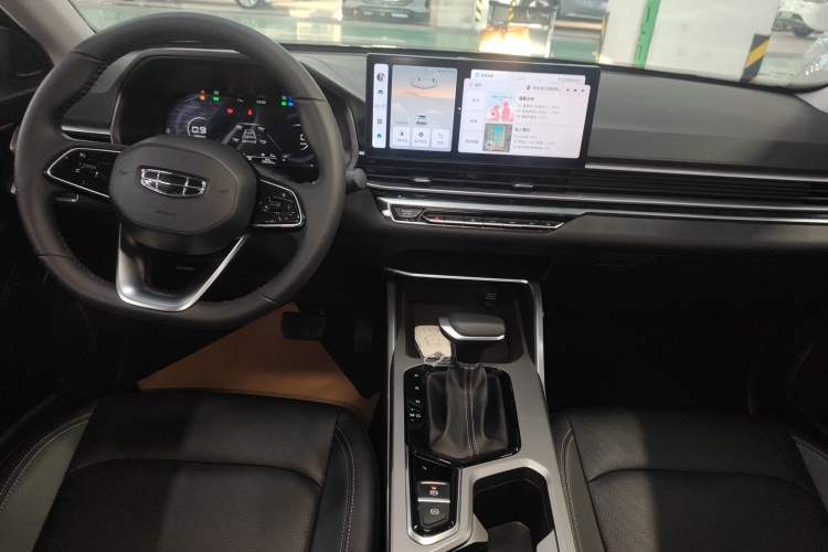 Used Geely Auto Emgrand 2023 4th Generation Champion Edition 1.5L CVT Prestige Model Gear Lever