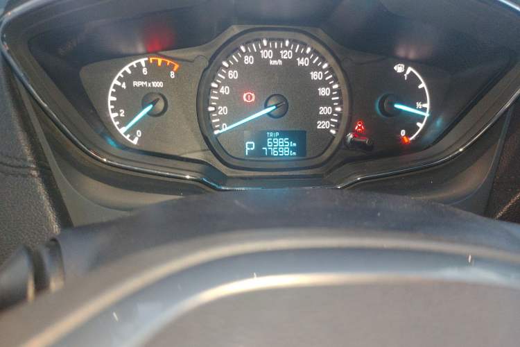 Used Ford Escort 2015 1.5L Automatic Fashion Model