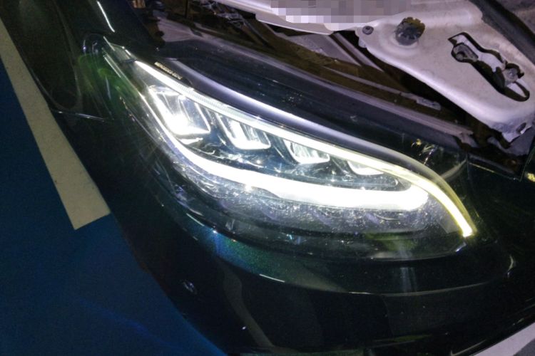 Used Mercedes-Benz C-Class 2019 Restyled C 260 L Sport Edition Right Front Headlight