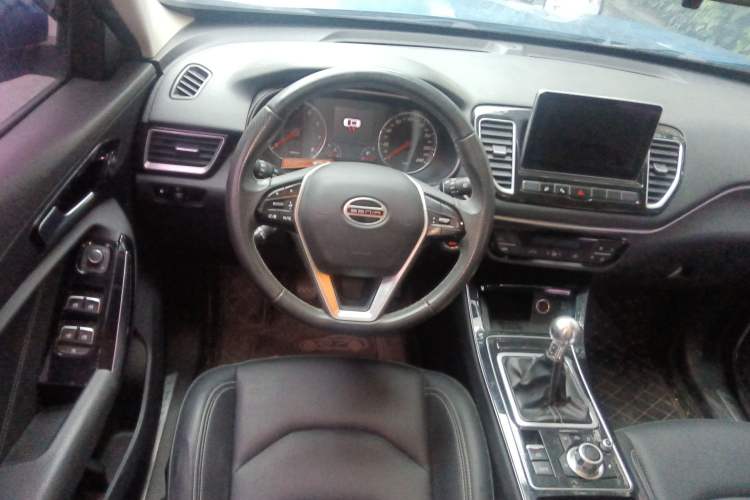 Used FAW Senya R9 2018 1.2T Manual Prestige Smart Enjoyment Model