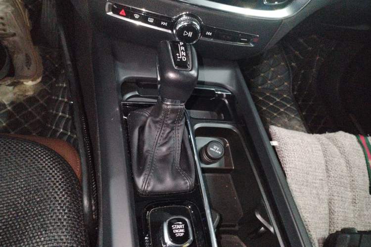 Used Volvo S60 2020 T4 Zhiyi Luxury Edition