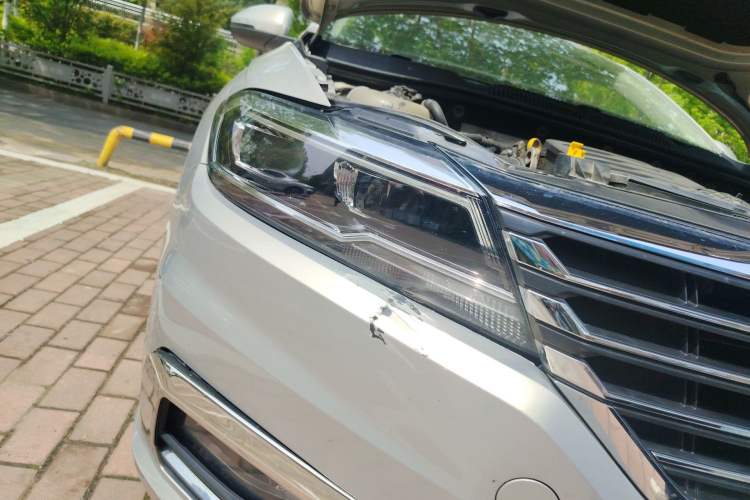 Used Volkswagen Lavida 2018 1.5L Automatic Comfort Edition China V Standard Right Front Headlight