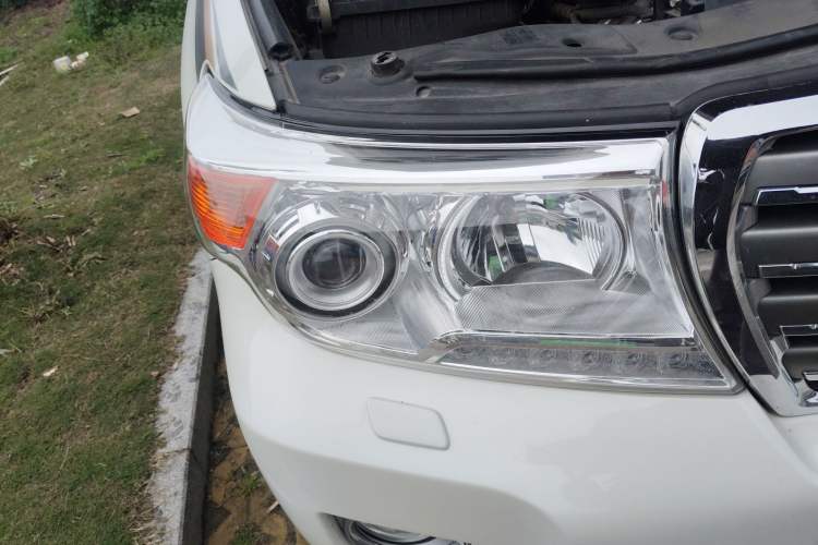 Used Toyota Land Cruiser 