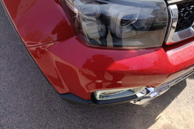 Used BAIC Off-Road BJ40 2019 2.3T Automatic Four-Wheel Drive Shengshi Huazhang Edition China VI Emission Standard Right Front Headlight