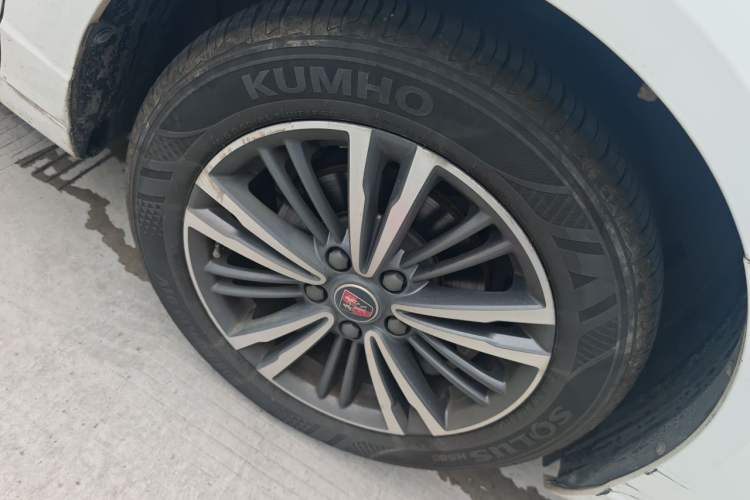 Used Roewe i5 2019 1.5L Automatic 4G Connected Langhao Edition