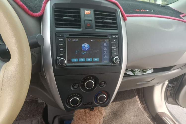 Used Nissan Sunny 2015 1.5XE Manual Comfort Edition Audio And AC Panel