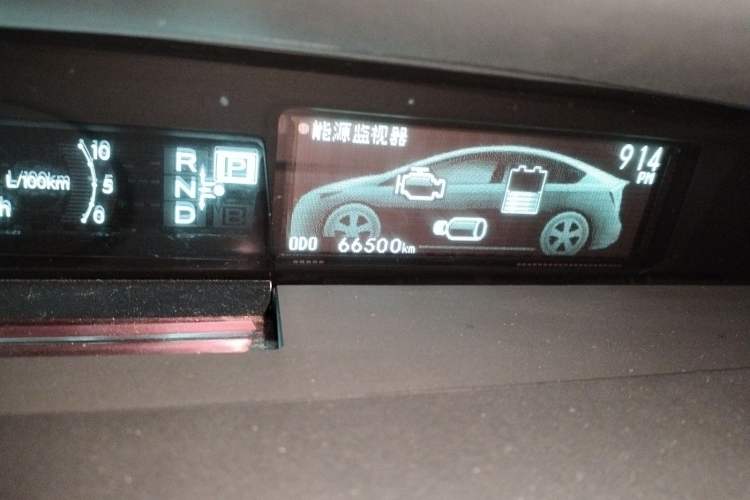 Used Toyota Prius 2012 1.8L Luxury Edition