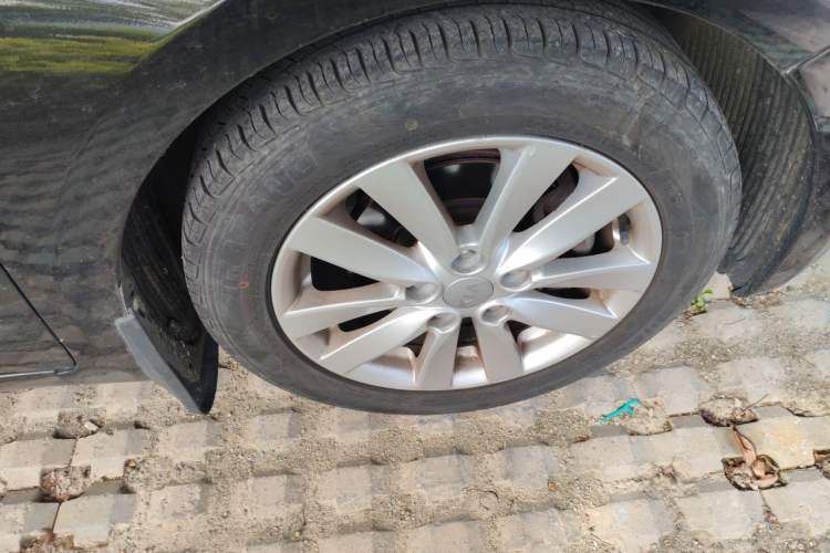 Used Kia K3 2013 1.6L Manual GLS
