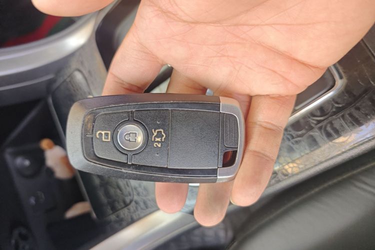 Used Ford Mondeo 2017 EcoBoost 180 Stylish Model
