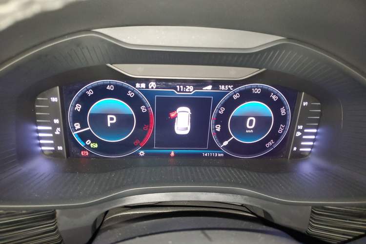 Used Skoda Kodiaq 2019 Facelifted TSI330 7-Seater Two-Wheel-Drive Luxury Enjoyment Edition China VI Standard Instrument Cluster