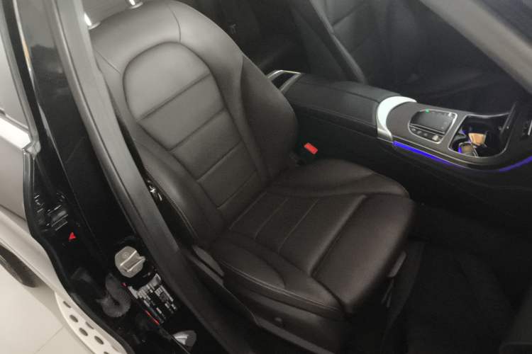 Used Mercedes-Benz GLC 2021 GLC 300 L 4MATIC Dynamic Model