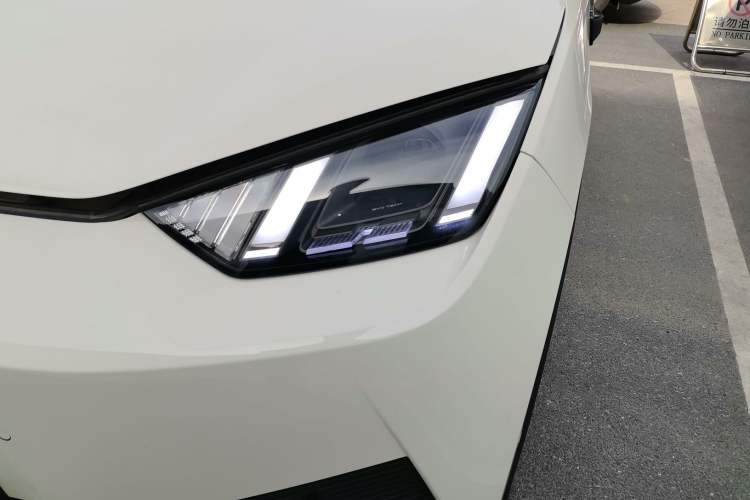 Used BYD Seagull 2025 Smart Drive Version 305 km Freedom Edition Left Front Headlight